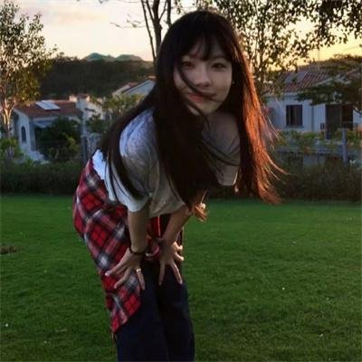 容基耶尔女士